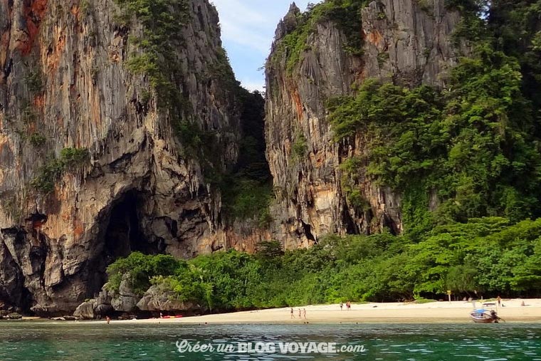 Phang Nga permet de découvrir un aspect plus calme et plus serein de la ville