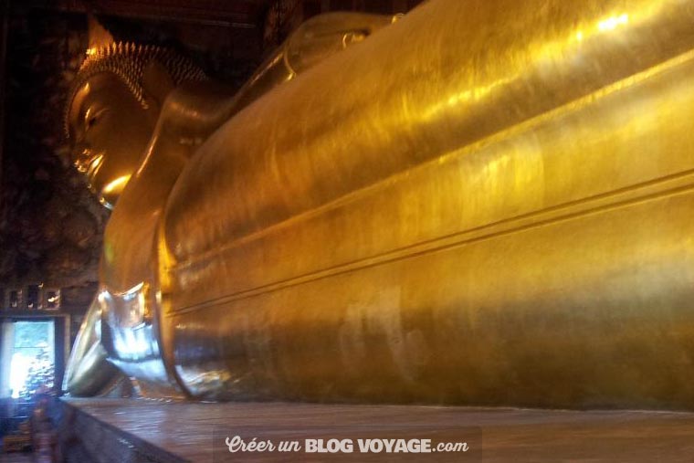 Wat Pho Temple du Bouddha couché à Bangkok