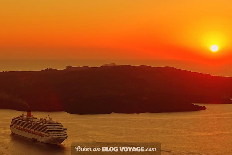 Prenez le temps de vous informer sur les lignes de croisière, les différentes bateaux ainsi que sur les différentes animations proposées à bord.